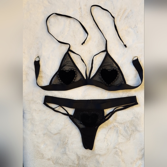 NWOT Black Bra and Panty Set - Picture 4 of 10